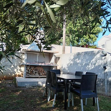 Apartment Ante Bibinje Buitenkant foto