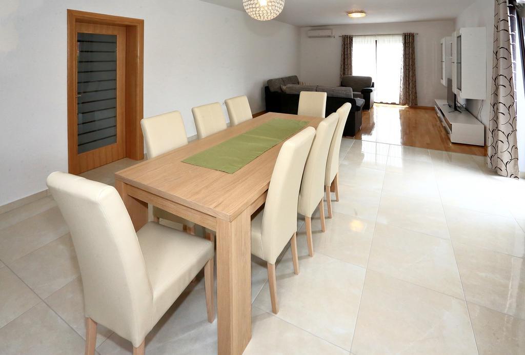 Apartment Ante Bibinje Buitenkant foto
